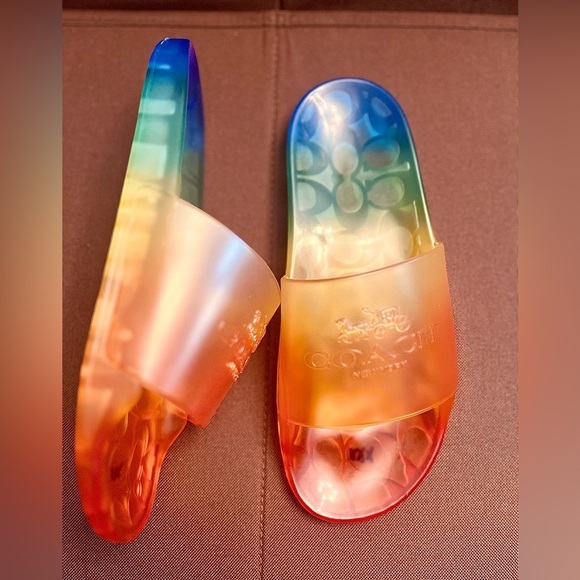 NWOB Women’s Coach Ulyssa Rubber Slides Size 7 - Picture 7 of 11